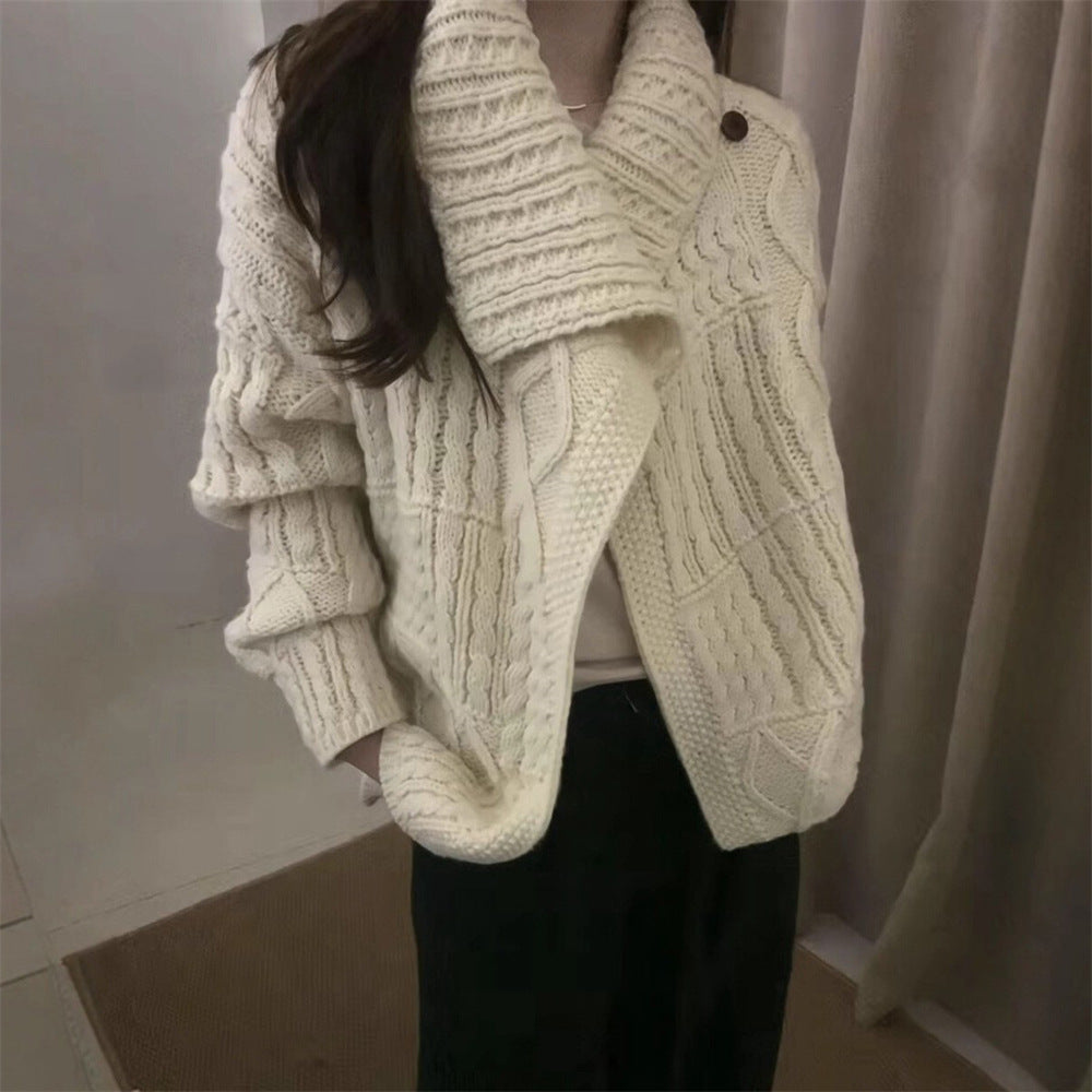 Damen Grobstrickjacke Hochkragen Zopfmuster Norvielle