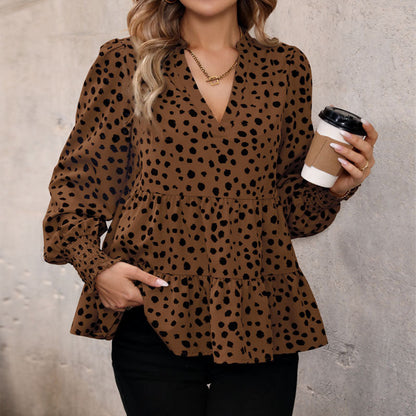 Damen Bluse aus Leinen mit Rüschendetails und Punkten Weiß