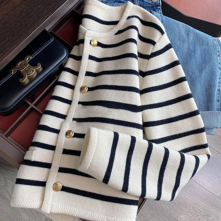 Damen Strickjacke Strukturiertes Streifenmuster Elegante Knöpfe