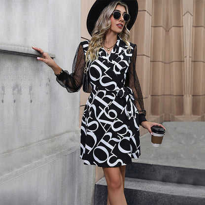 Damen Wickelkleid mit Puffärmeln und modernem Print Norvielle - Norvielle