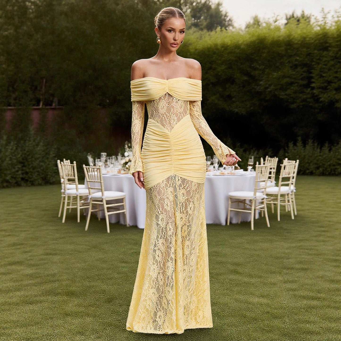 Damen Maxikleid Spitze Rüschendetails Schulterfrei