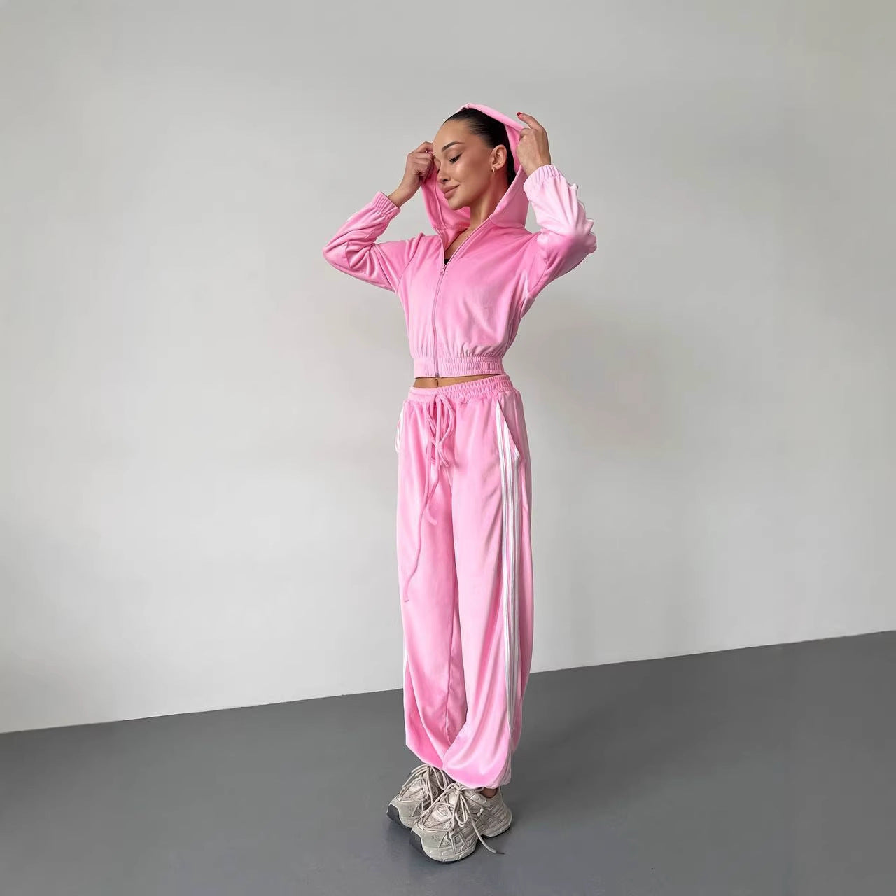 Damen Fleece Sportanzug Cropped Jacke Weite Hose Norvielle - Norvielle