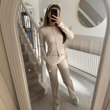 Damen Strickanzug mit Knöpfen Elegantes Design Beige