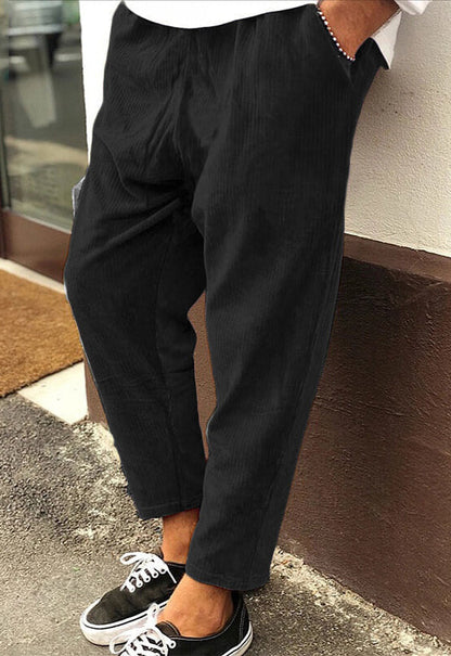 Herrenhose Locker geschnittene Beinführung