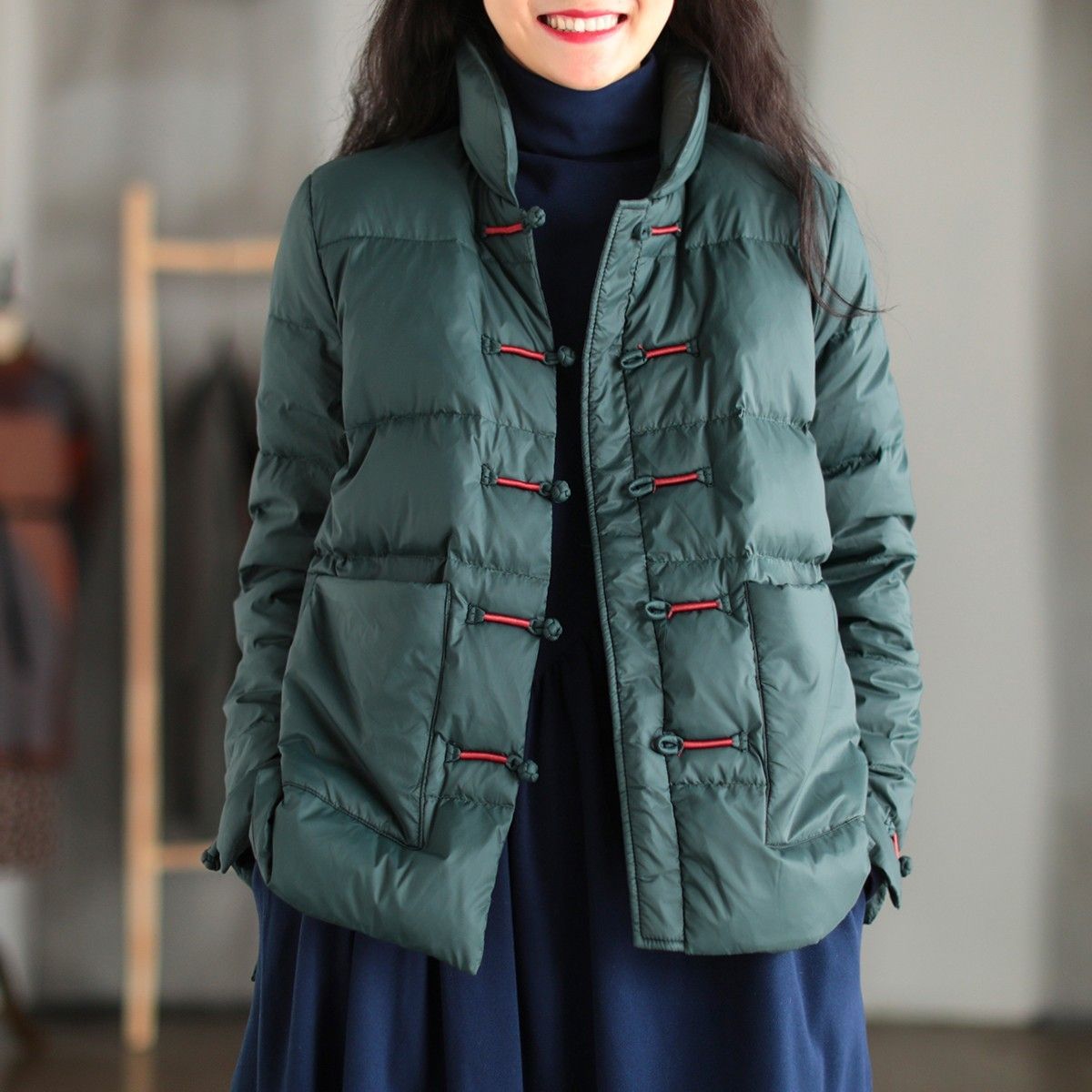 Damen Leichte Steppjacke Stehkragen Praktische Taschen Norvielle