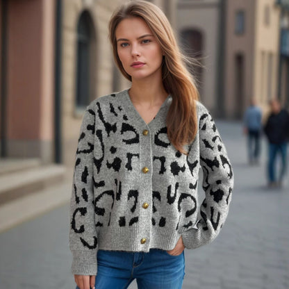 Damen Strickjacke Animalmuster Goldknöpfe Norvielle