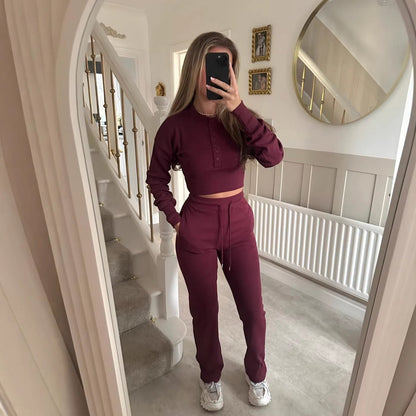 Damen Freizeit-Set Cropped Sweatshirt und Jogginghose Beige