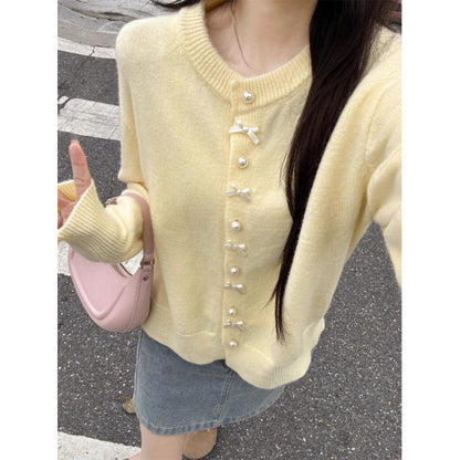 Damen Strickjacke Kuschelig Perlenknöpfe Beige