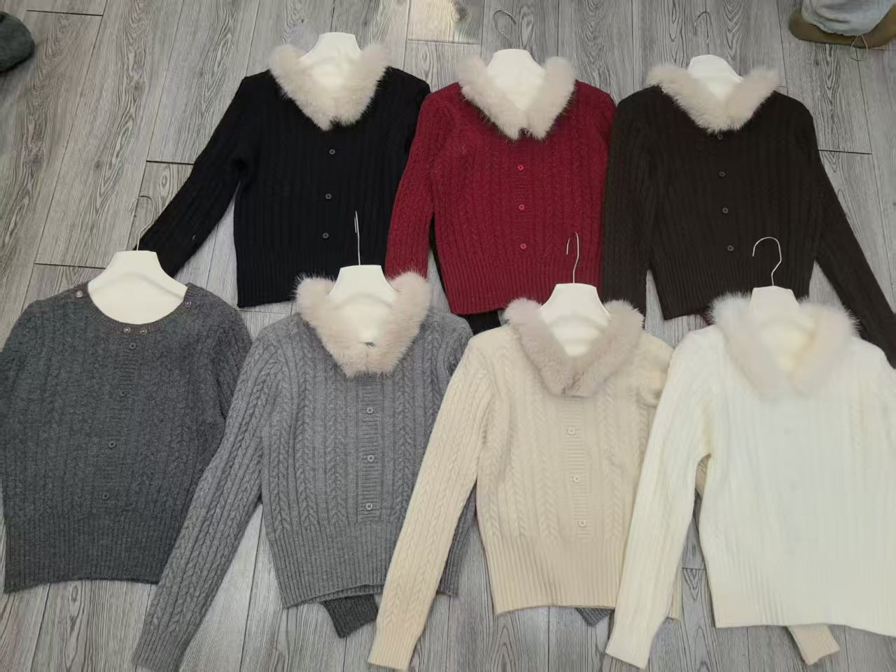 Damen Strickpullover Fellkragen Elegante Knöpfe Beige