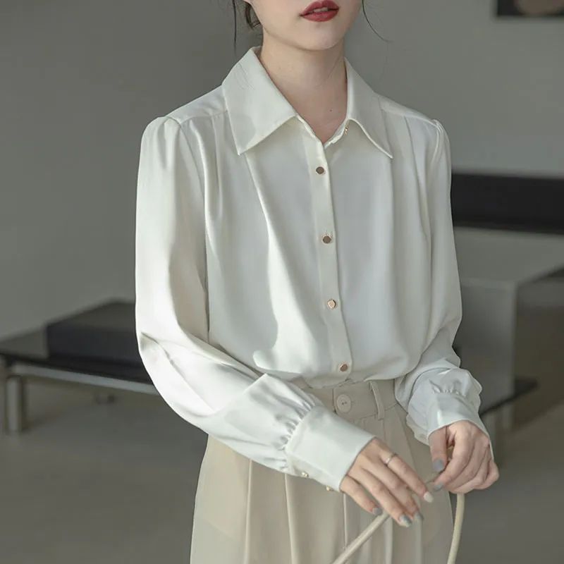 Damen Elegante Bluse aus Seide Norvielle