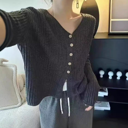 Damen Strickjacke V-Ausschnitt Dekorative Knöpfe Norvielle