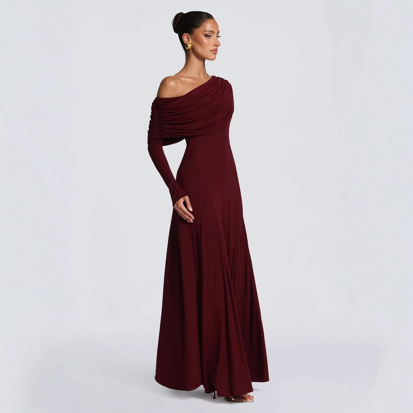 Damen Maxikleid Langarm Asymmetrisch Norvielle