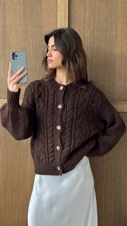 Damen Grobstrickjacke Voluminöse Ärmel Große Knöpfe Norvielle