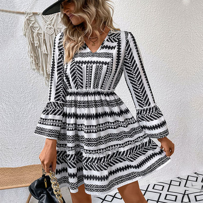 Damen Maxikleid Luftig Geometrisches Design Norvielle