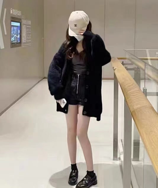 Damen Strickjacke Flauschig mit Taschen und Breitem Revers Norvielle