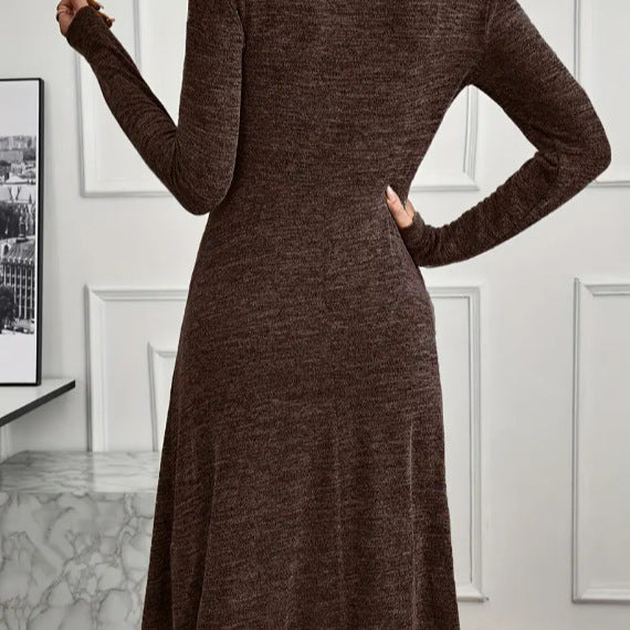 Damen Midikleid mit Plisseedetail Langarm