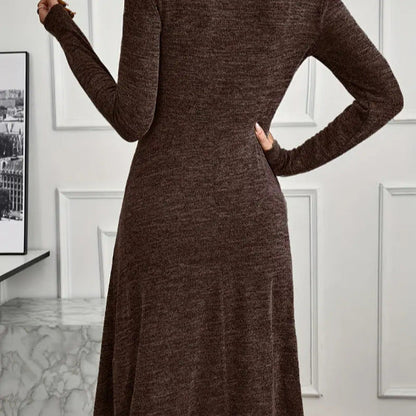 Damen Midikleid mit Plisseedetail Langarm