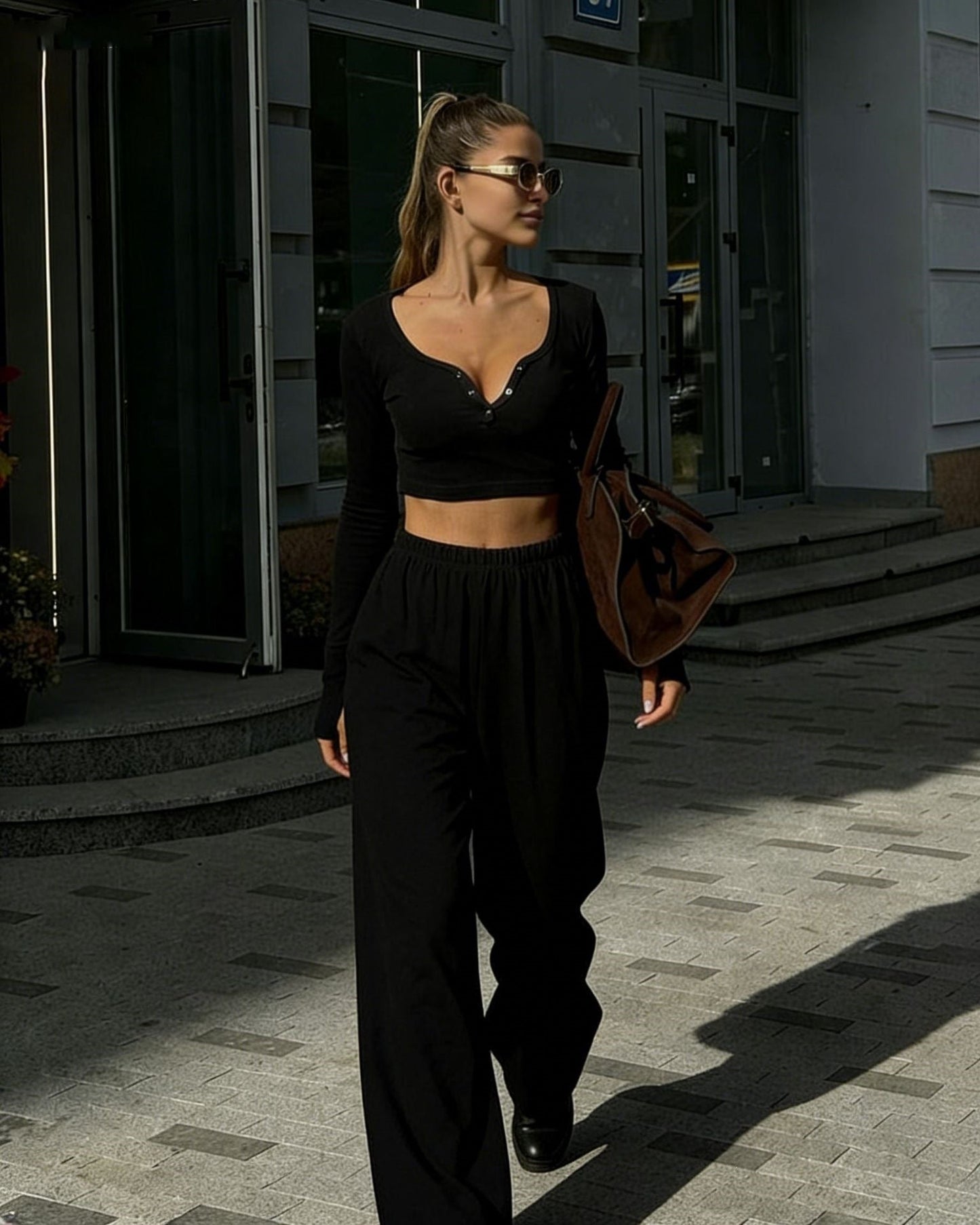 Damen Crop- mit Knopfleiste und bequemer Hose