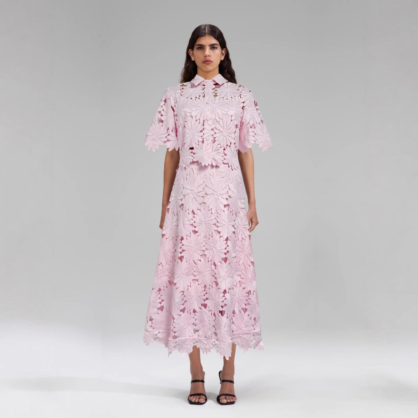 Damen Blumenkleid Hochgeschlossener Kragen Voluminöse Ärmel Norvielle