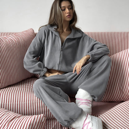 Damen Sportliches Mikrofaser Freizeit-Set mit Reißverschluss