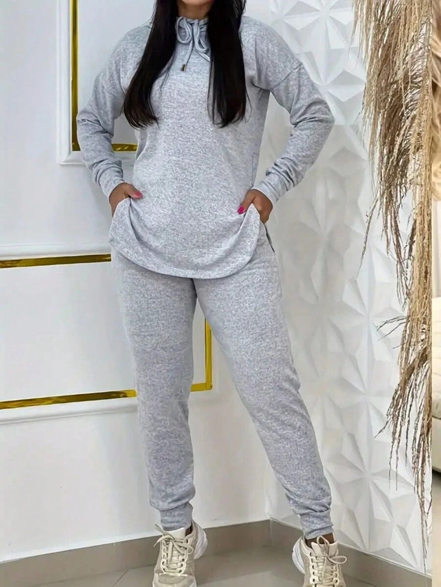 Damen Sportliches Lounge-Set mit Kapuze und Taschen