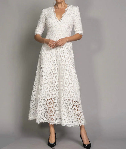 Damen Maxikleid mit Blumenmuster und Spitzenkragen Elegant