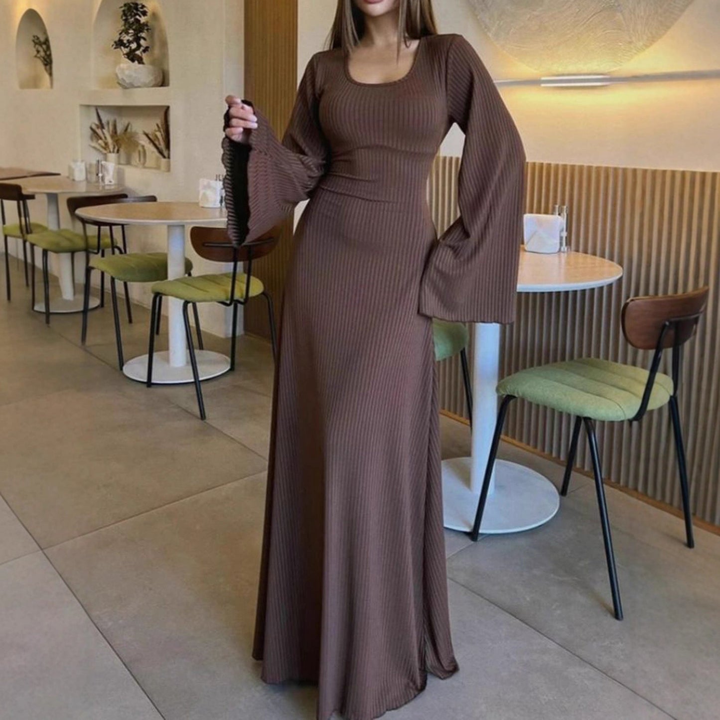 Damen Maxikleid Weite Ärmel Elegantes Detail