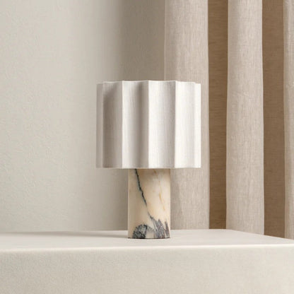 Marmor Tischlampe Mirna Weiss