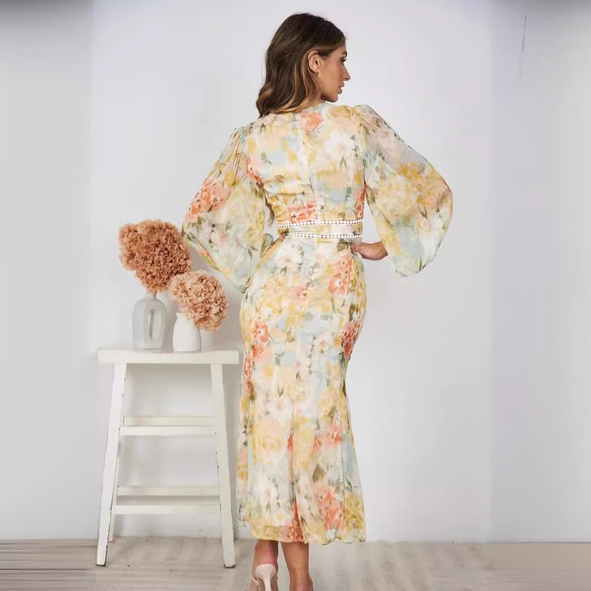 Damen Maxikleid Voluminöse Ärmel Dekorative Details Norvielle
