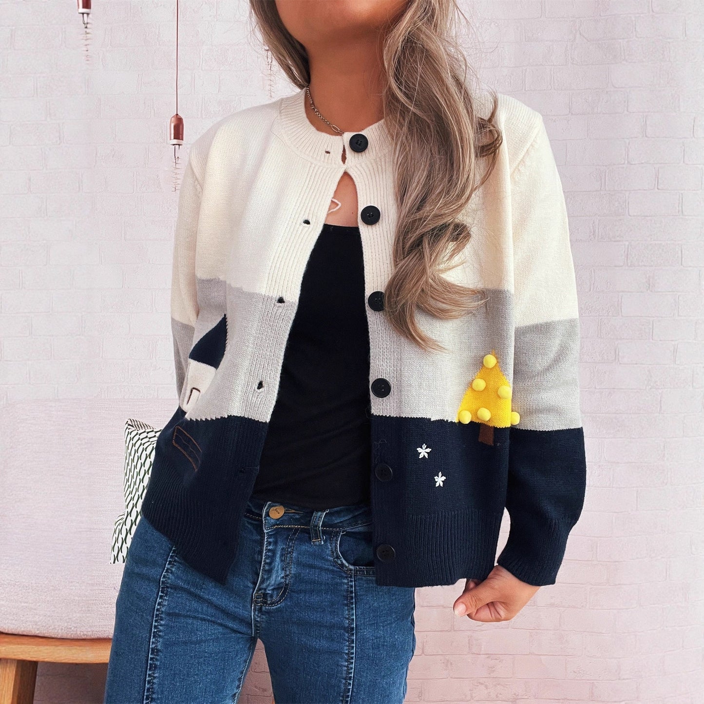Damen Strickjacke mit Applikationen Norvielle