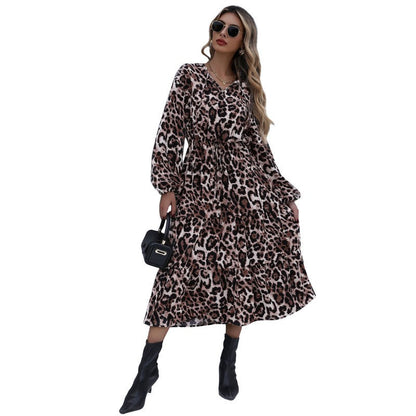 Damen Wickelkleid Leoprint Rüschen Midi