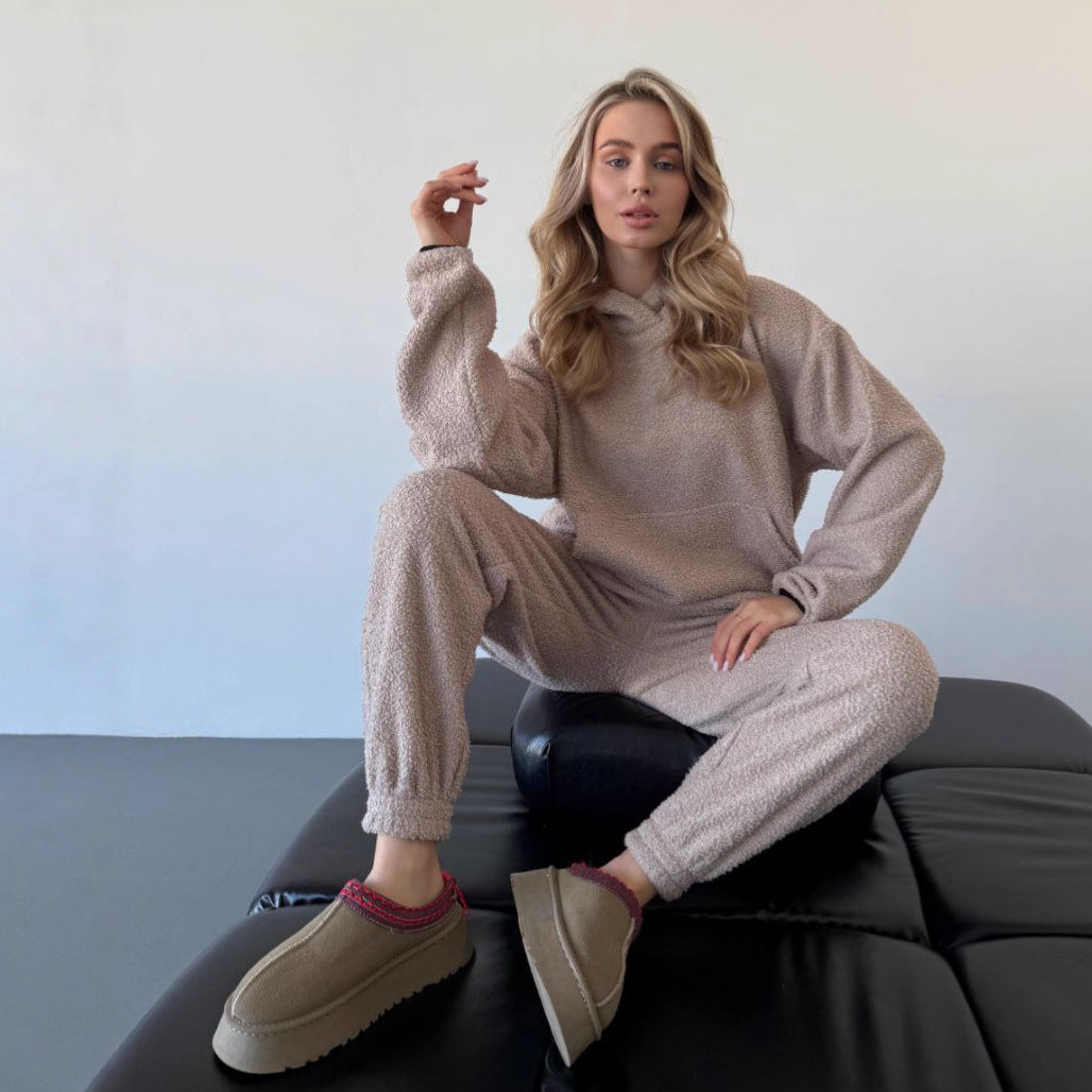Damen Kuschelhülle mit Kapuze und Taschen - Norvielle
