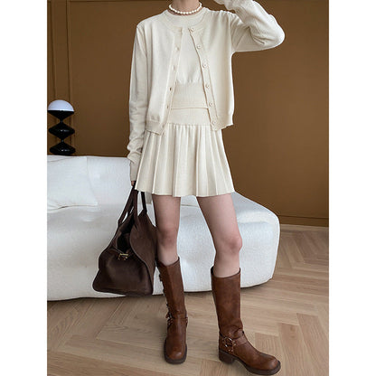 Damen Strickkleid mit Cardigan und feinen Details
