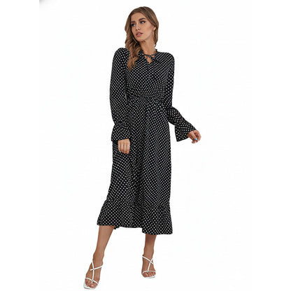 Damen Maxikleid mit Punkten und Taillengürtel