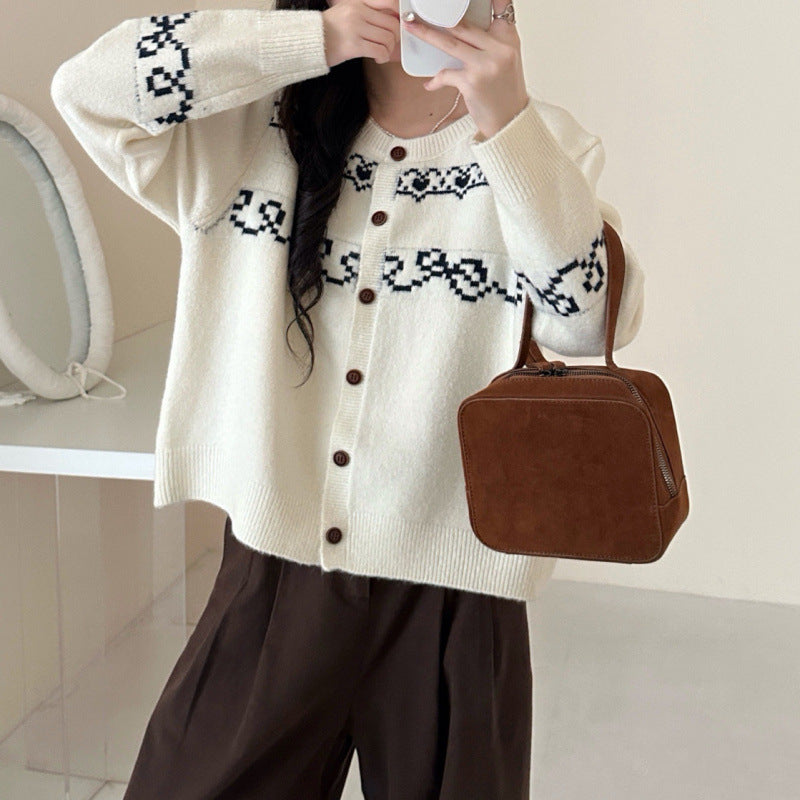Damen Strickcardigan Traditionelle Muster Holzknöpfe Beige