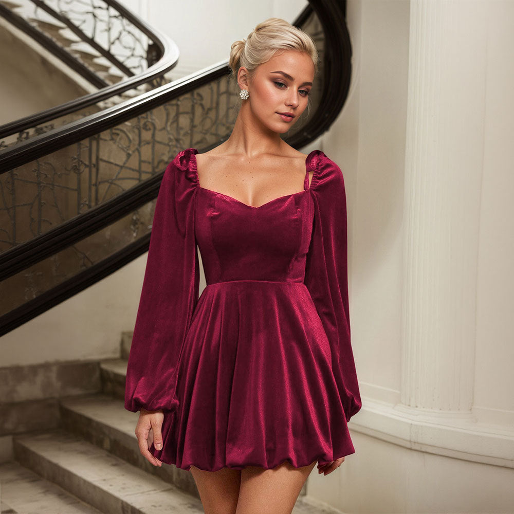 Damen Samt Minikleid Rüschenärmel Herz-Ausschnitt Norvielle