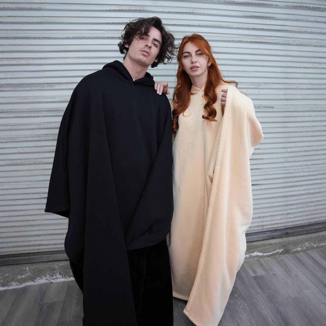Damen Poncho-Decke mit Kapuze aus Wolle Norvielle - Norvielle