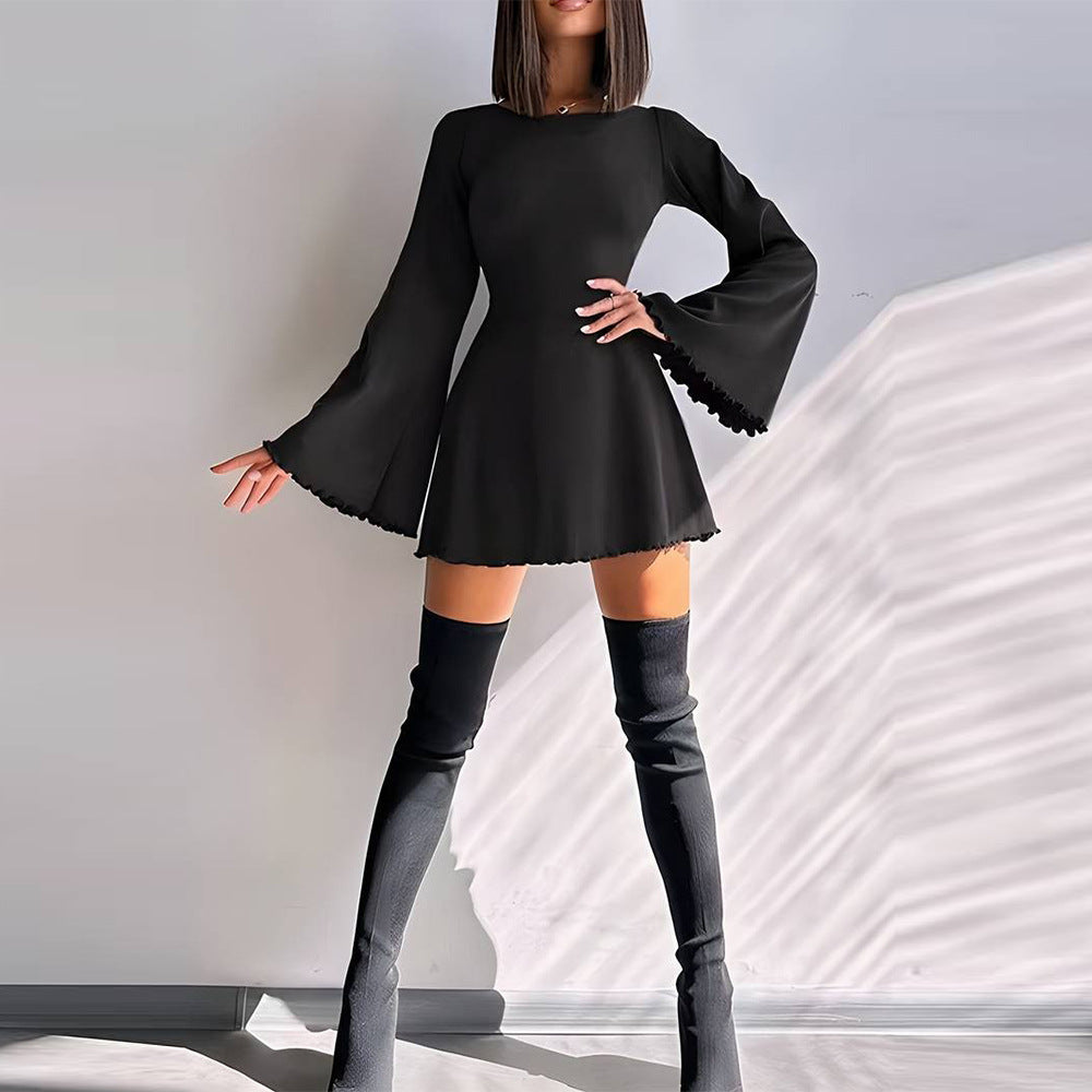 Damen Minikleid Trompetenärmel Skulpturaler Saum Norvielle