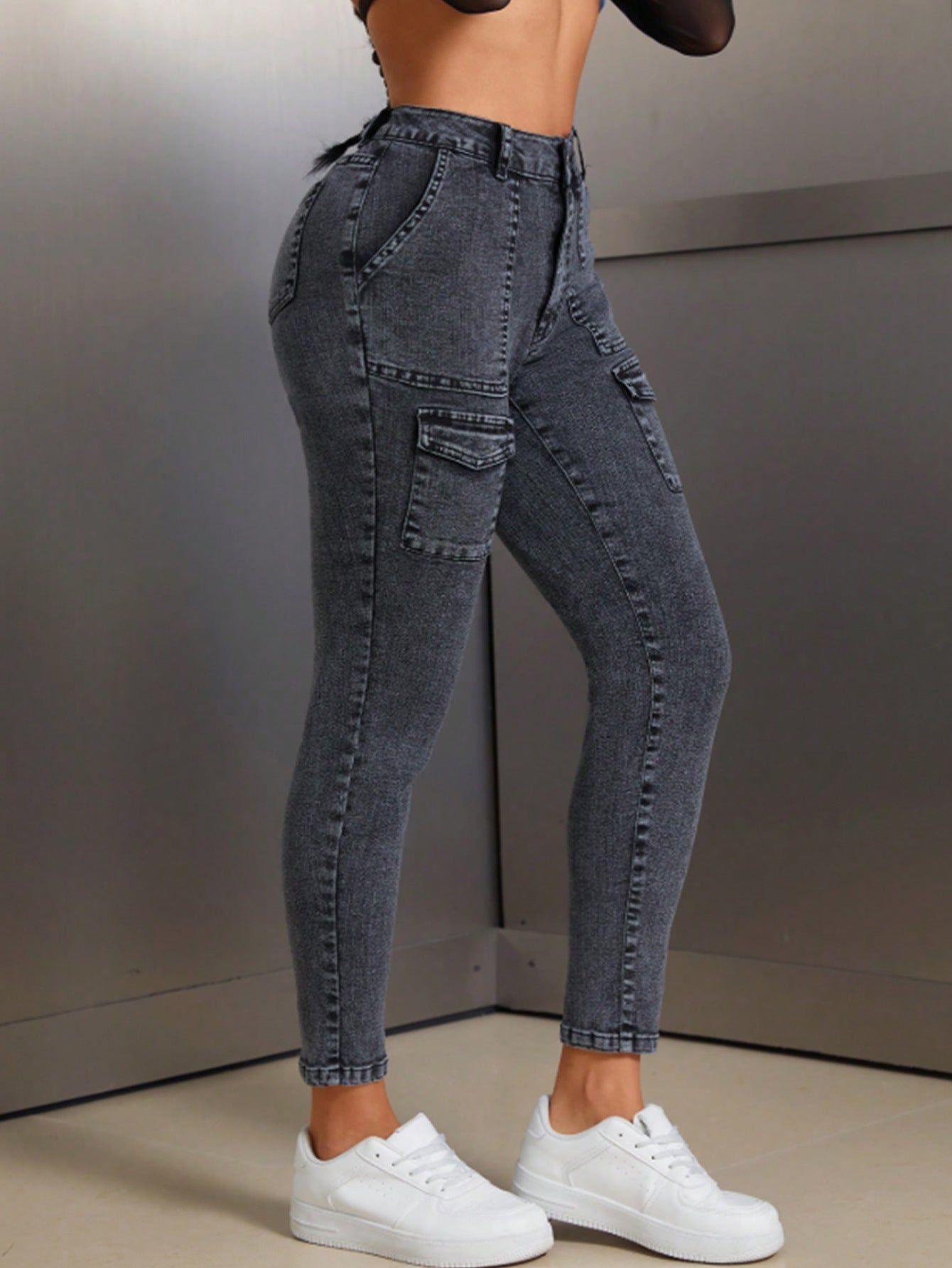 Damen High-Waist Jeans Slim Fit mit Pattentaschen