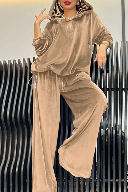 Damen Lounge-Anzug mit Kapuze Satin-Finish Norvielle