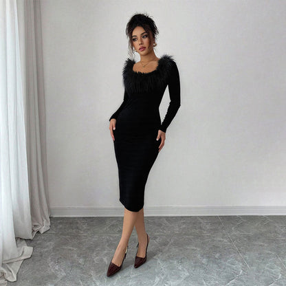 Damen Midi-Kleid mit Federverzierung und seitlichem Schlitz
