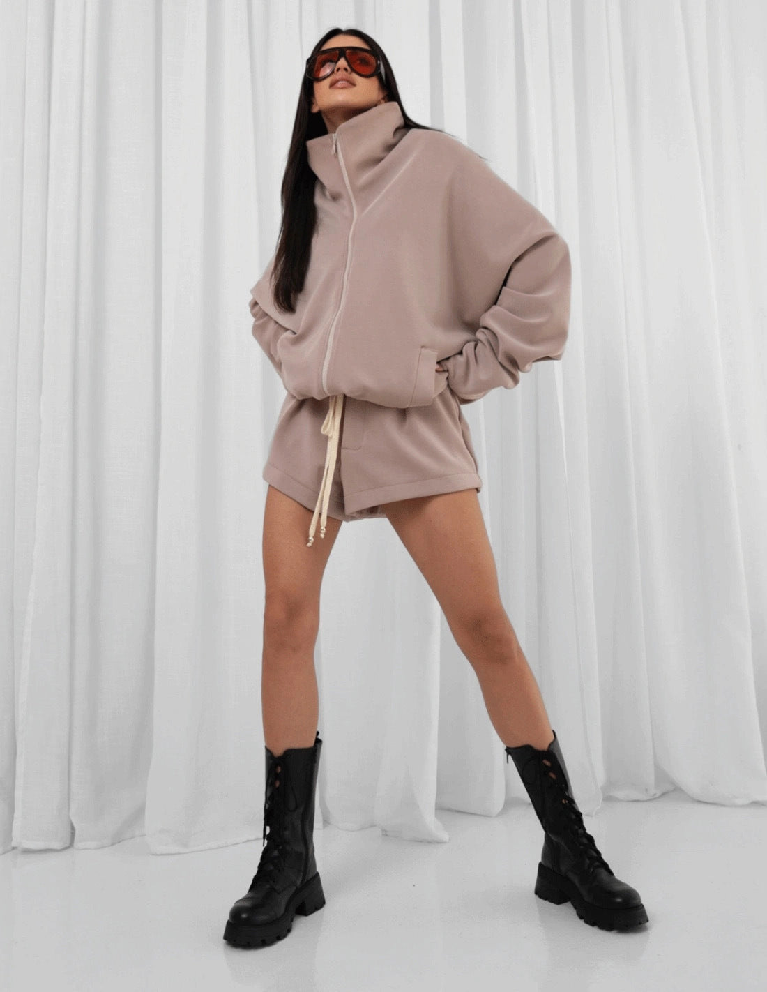 Damen Oversize Kapuzenjacke-Shorts-Set Reißverschluss Norvielle