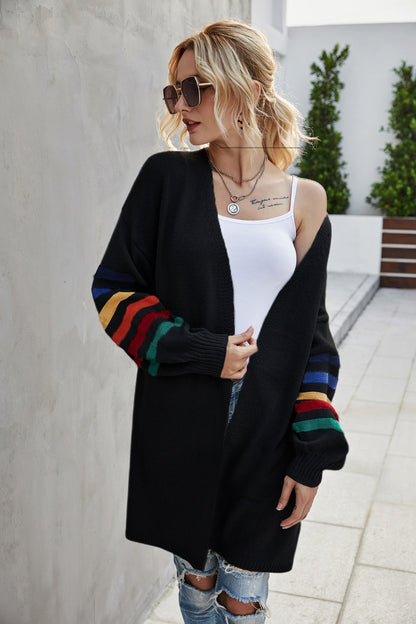 Damen Strickjacke mit farbigen Ärmeln Norvielle