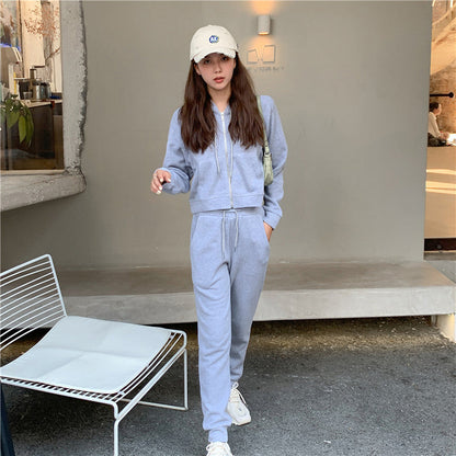 Damen Sport-Set mit Kapuzenjacke und Jogginghosen Norvielle