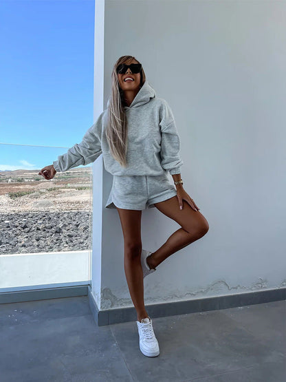 Damen Hoodie und Shorts Minimalistisch Beige