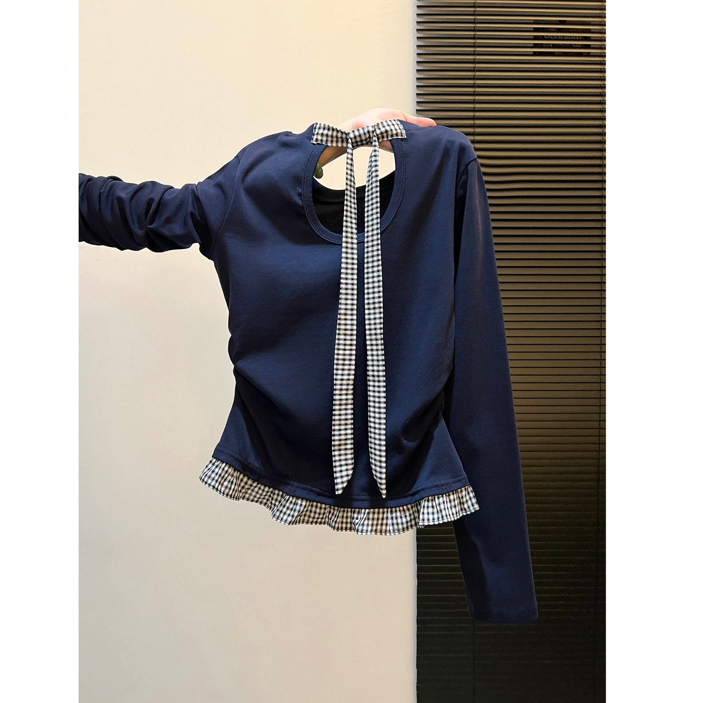 Damen Langarmshirt Asymmetrischer Rüschenrand Dekoratives Rückenteil