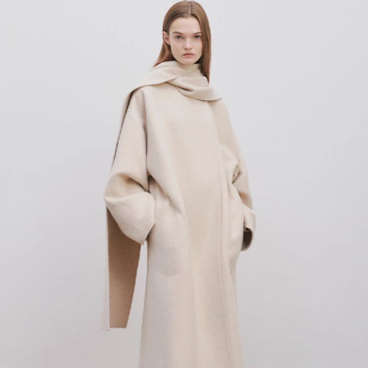 Damen Poncho aus Wolle mit Schal Elegantes Design Beige - Norvielle