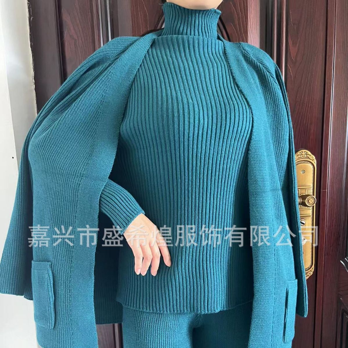 Damen Strickensemble Weites Design Luxuriöses Material