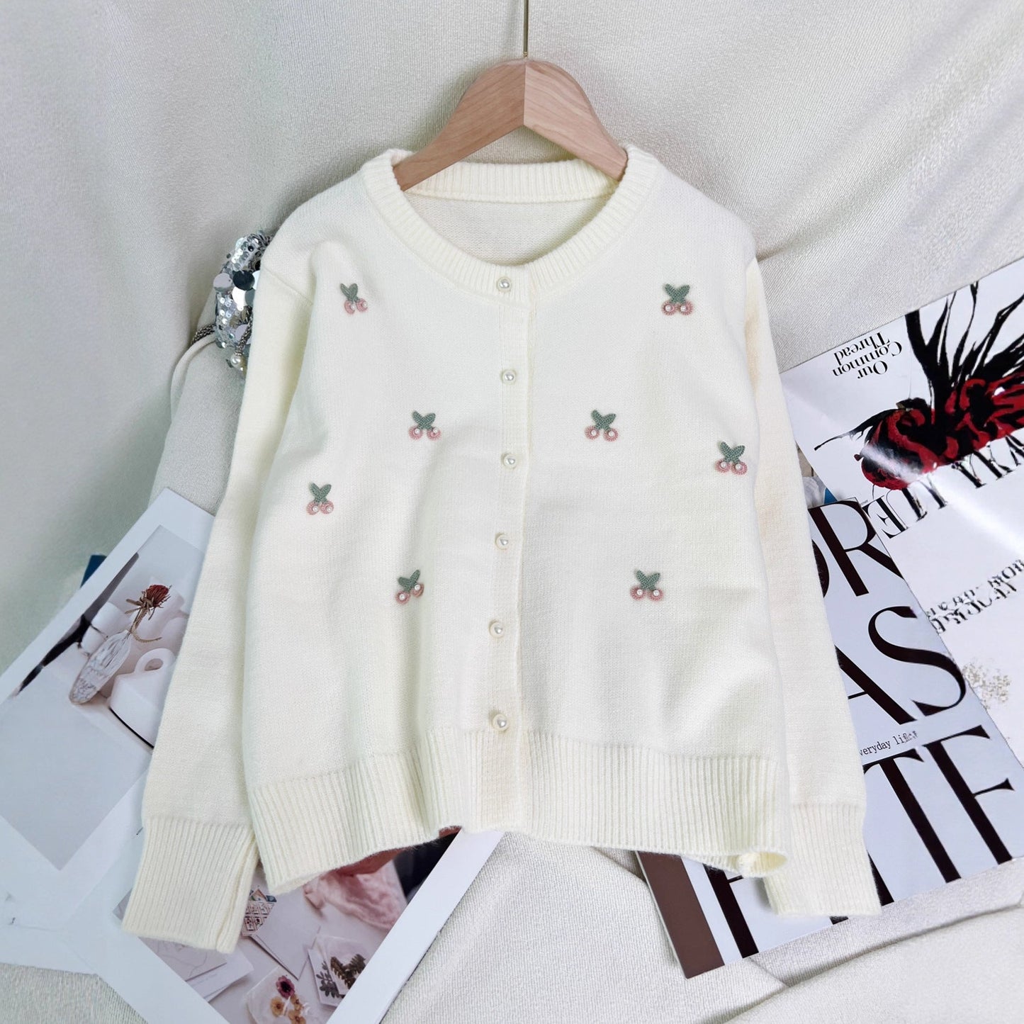 Damen Strickcardigan Blumenstickerei Fein - Norvielle