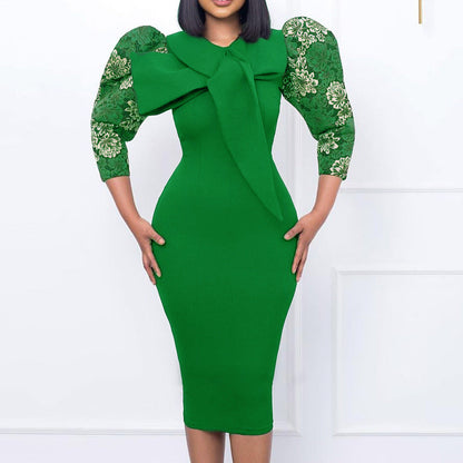 Damen Kleid mit Statement-Kragen und floralem Ärmel Norvielle